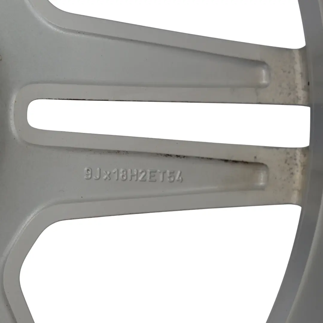 Mercedes W212 Essieu Arrière Jante Alliage Argent 18" ET:54 9J - SKU A2124012402-2 - Numéro de pièce A2124012402