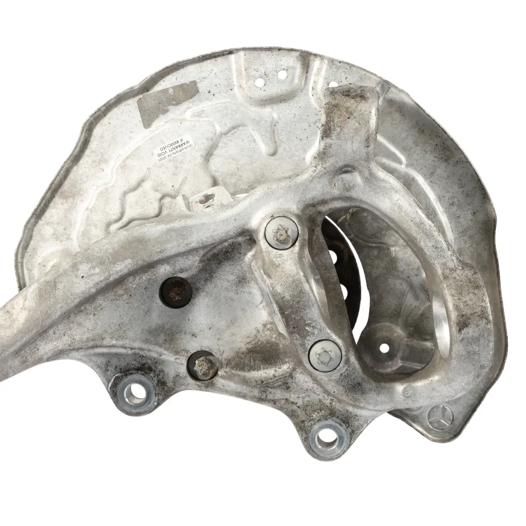 Mozzo Portaruota Anteriore Sinistro Di Sospensione Dell'Assale per Mercedes W213 con numero di parte A2133324700 Mercedes W213 Mozzo Portaruota Anteriore Sinistro Di Sospensione Dell'Assale - SKU A2133324700 - Numero di parte A2133324700