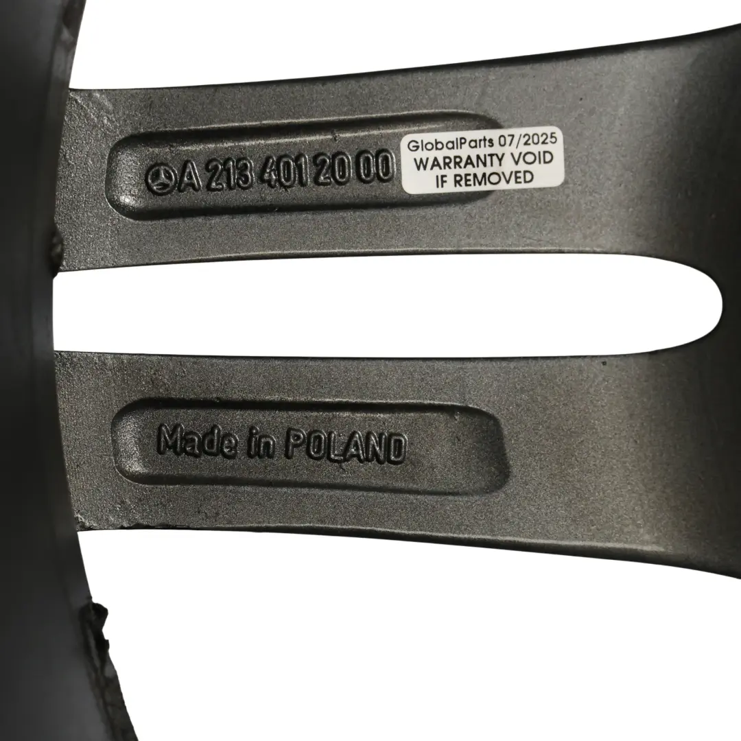 Jante Alliage Noire 19" 8J ET:43 Doubles Rayons pour Mercedes W213 C238 à propos du numéro de pièce A2134012000 Mercedes W213 C238 Jante Alliage Noire 19" 8J ET:43 Doubles Rayons - SKU A2134012000-3 - Numéro de pièce A2134012000