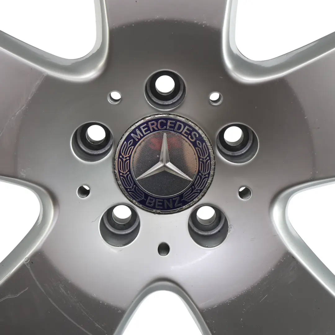 Llanta De Aleación Plateada 18" 8,5J ET:43 5 Radios para Mercedes W221 con número de pieza A2214012102 Mercedes W221 Llanta De Aleación Plateada 18" 8,5J ET:43 5 Radios - SKU A2214012102-2 - Número de pieza A2214012102