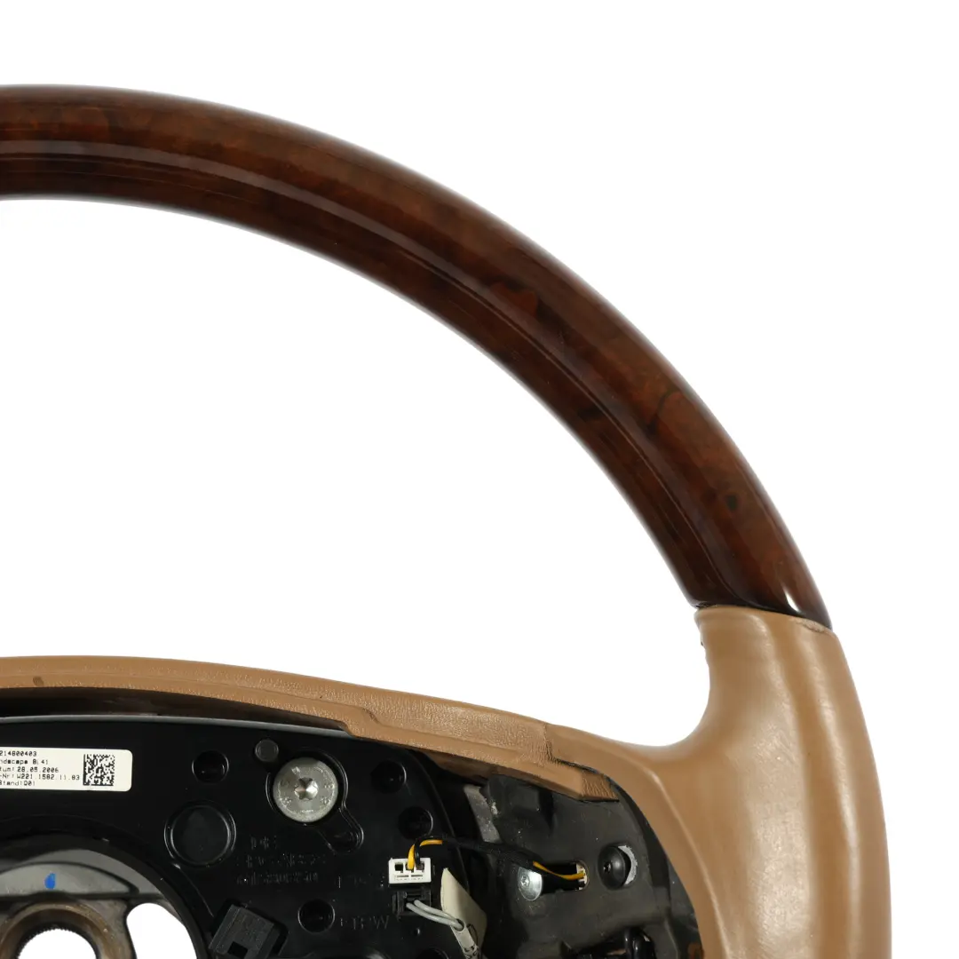Volant Beige Cuir Bois Ronce Noyer pour Mercedes CL C216 W221 à propos du numéro de pièce A2214600403 Mercedes CL C216 W221 Volant Beige Cuir Bois Ronce Noyer - SKU A2214600403 - Numéro de pièce A2214600403