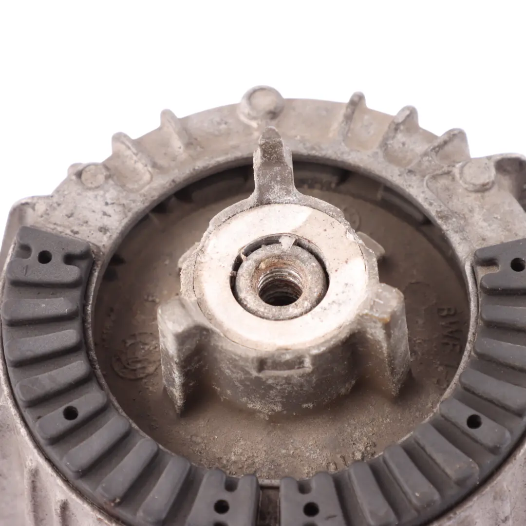 Uchwyt Łapa Wspornik Mocowanie Silnika do Mercedes R231 o numerze A2312400000 Mercedes R231 Uchwyt Łapa Wspornik Mocowanie Silnika - SKU A2312400000 - Numer Części A2312400000