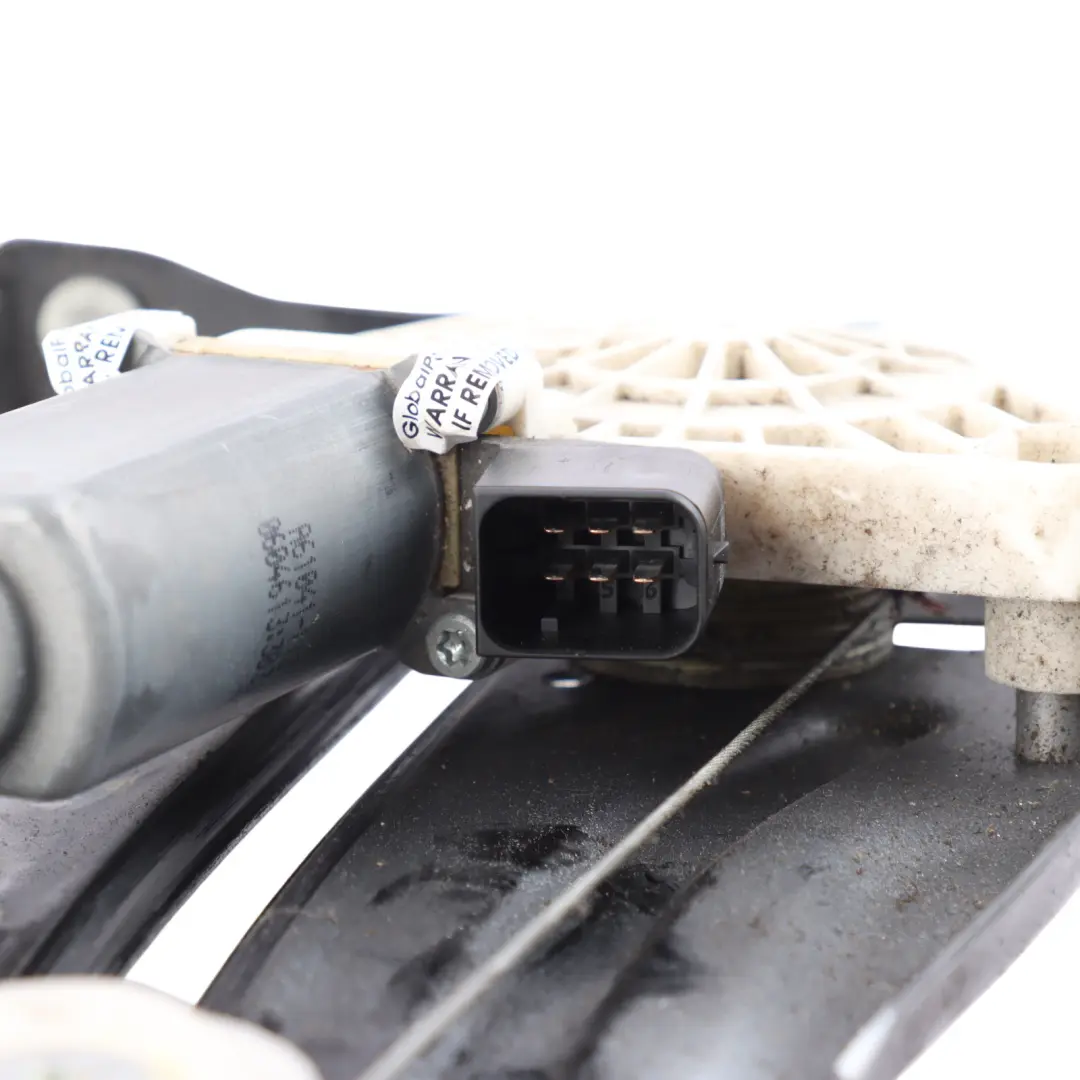 Regulador Ventana Trasera Triángulo Izquierdo para Mercedes R231 Motor con número de pieza A2316700103 Mercedes R231 Motor Regulador Ventana Trasera Triángulo Izquierdo - SKU A2316700103 - Número de pieza A2316700103