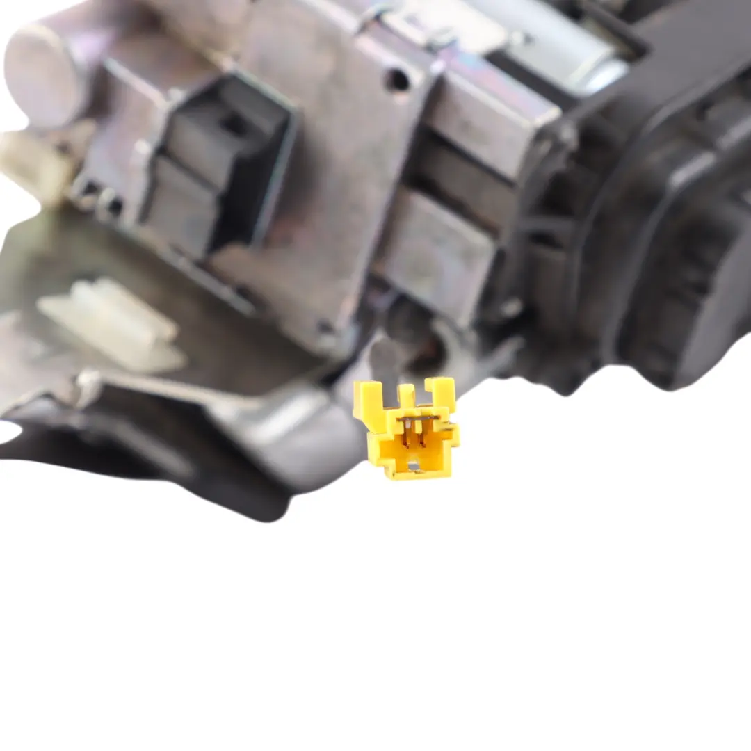 Front Seat Belt Buckle Black Right O/S to Mercedes R231 with Part number A2318601885 Mercedes R231 Front Seat Belt Buckle Black Right O/S - SKU A2318601885 - Part number A2318601885