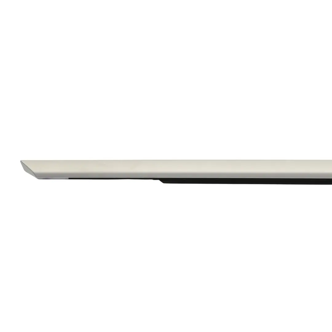 Mercedes A238 Cabriolet Joint De Porte Moulure Avant Côté Droit - SKU A2387202407 - Numéro de pièce A2387202407