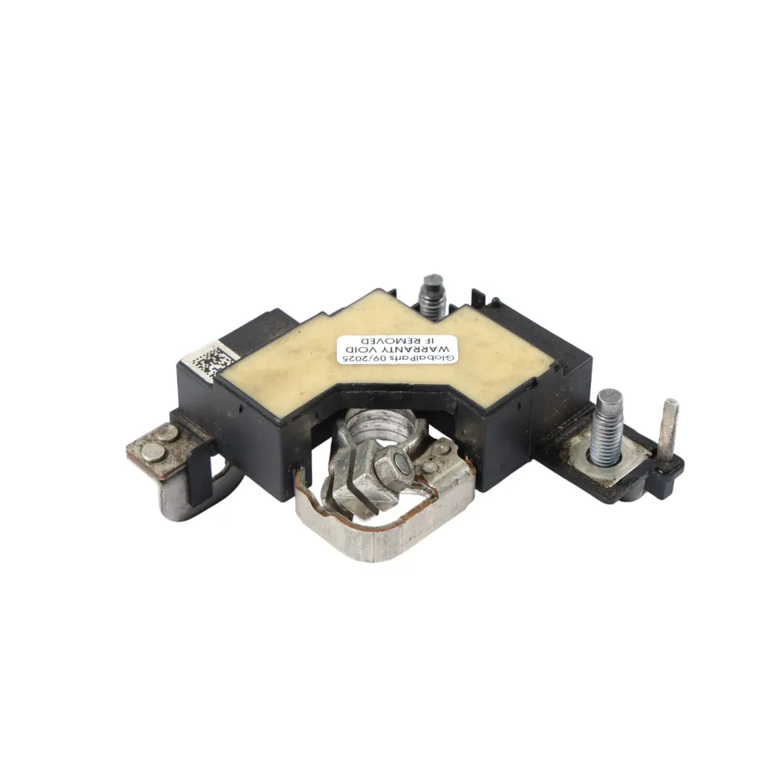 Mercedes W176 W246 Batterieabzweigblock Batterie Pluspol - SKU A2469068601-1 - Teilenummer A2469068601