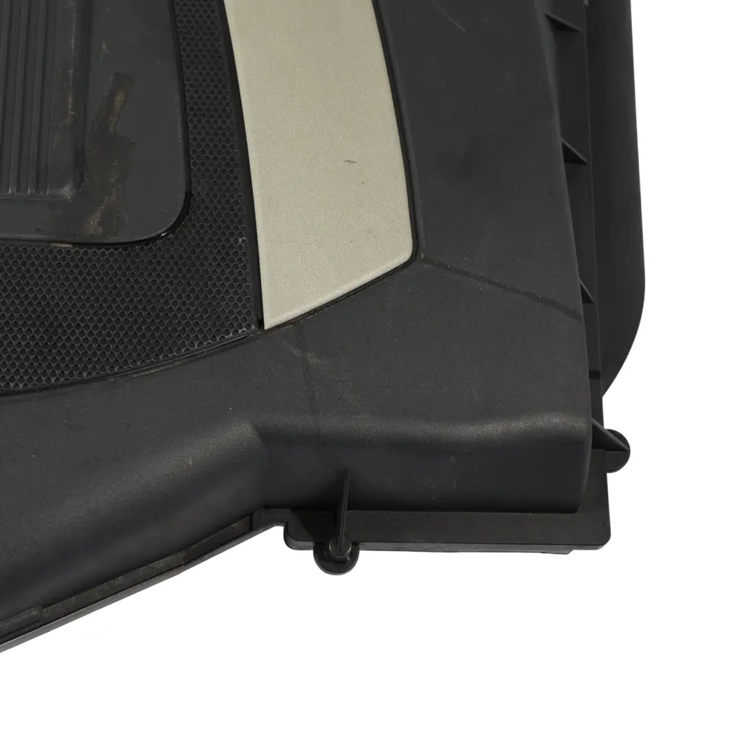 M272 Couvercle Boîtier Filtre Air Supérieur pour Mercedes W204 C207 à propos du numéro de pièce A2730902201 Mercedes W204 C207 M272 Couvercle Boîtier Filtre Air Supérieur - SKU A2730902201 - Numéro de pièce A2730902201