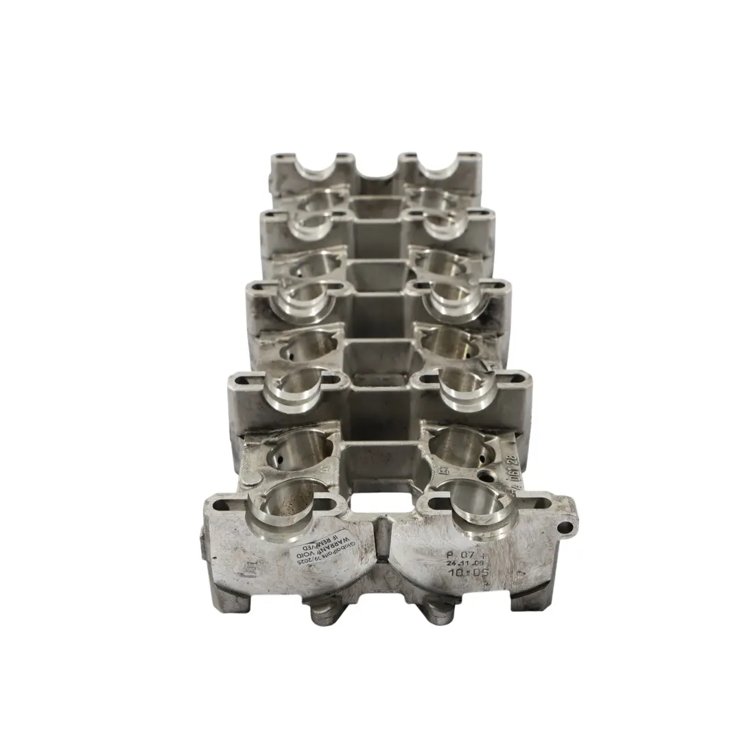 OM646 Ensemble Arbres Console Support Arbre Cames R6110160504 pour Mercedes Vito W639 à propos du numéro de pièce A6110100436 Mercedes Vito W639 OM646 Ensemble Arbres Console Support Arbre Cames R6110160504 - SKU A6110100436-2 - Numéro de pièce A6110100436