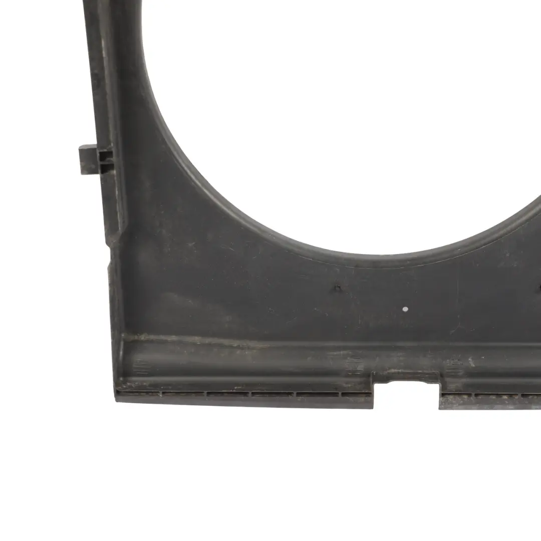 Cooling Radiator Fan Shroud Cover Frame 120 CDI to Mercedes Vito W639 with Part number A6395050855 Mercedes Vito W639 Cooling Radiator Fan Shroud Cover Frame 120 CDI - SKU A6395050855 - Part number A6395050855