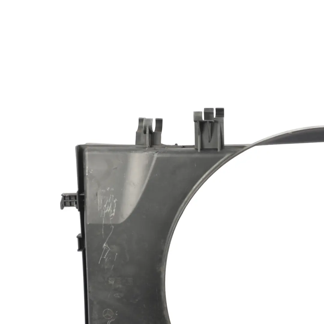 Cooling Radiator Fan Shroud Cover Frame 120 CDI to Mercedes Vito W639 with Part number A6395050855 Mercedes Vito W639 Cooling Radiator Fan Shroud Cover Frame 120 CDI - SKU A6395050855 - Part number A6395050855