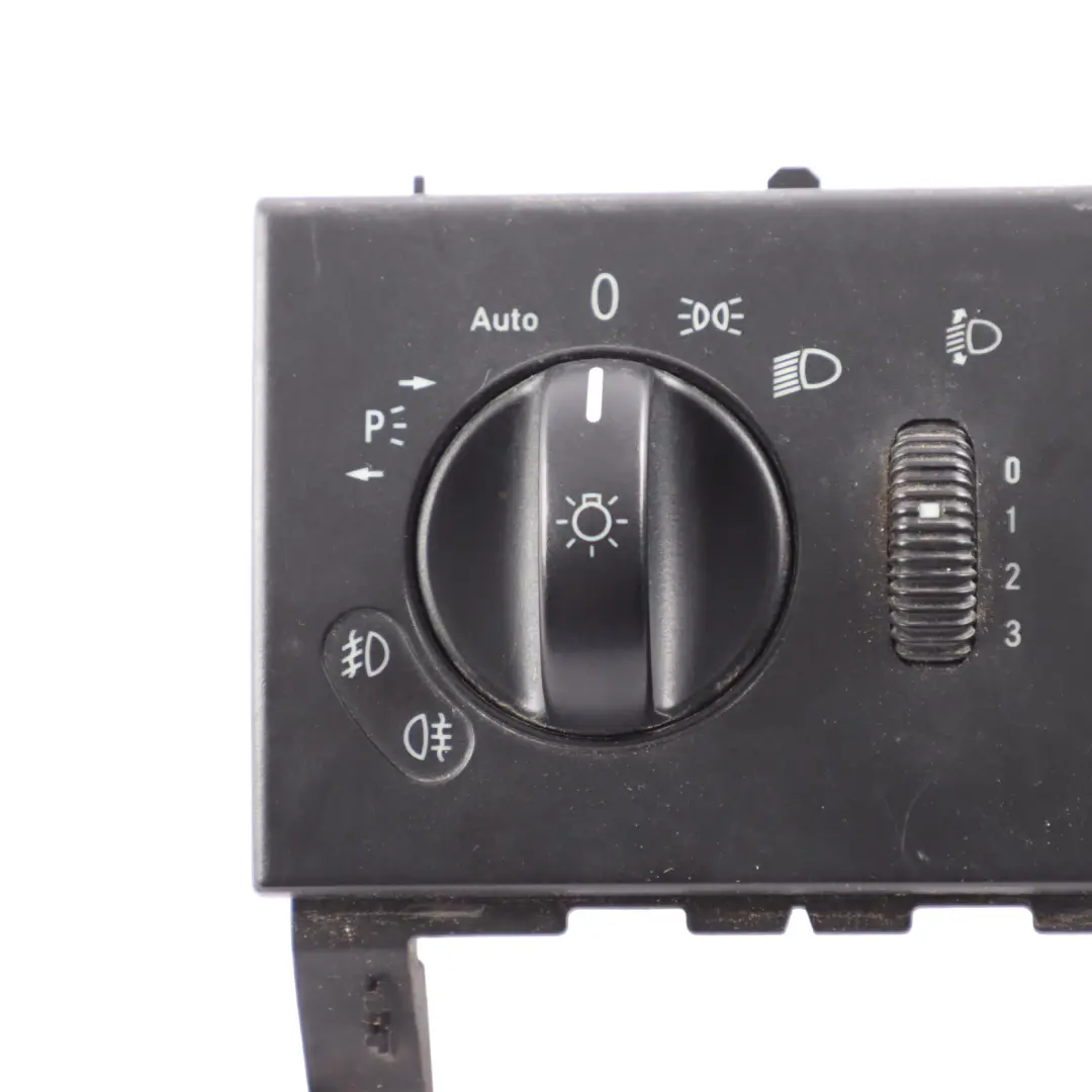 Mercedes Vito W639 Headlight Control Switch Button Control Unit - SKU A6395450404 - Part number A6395450404