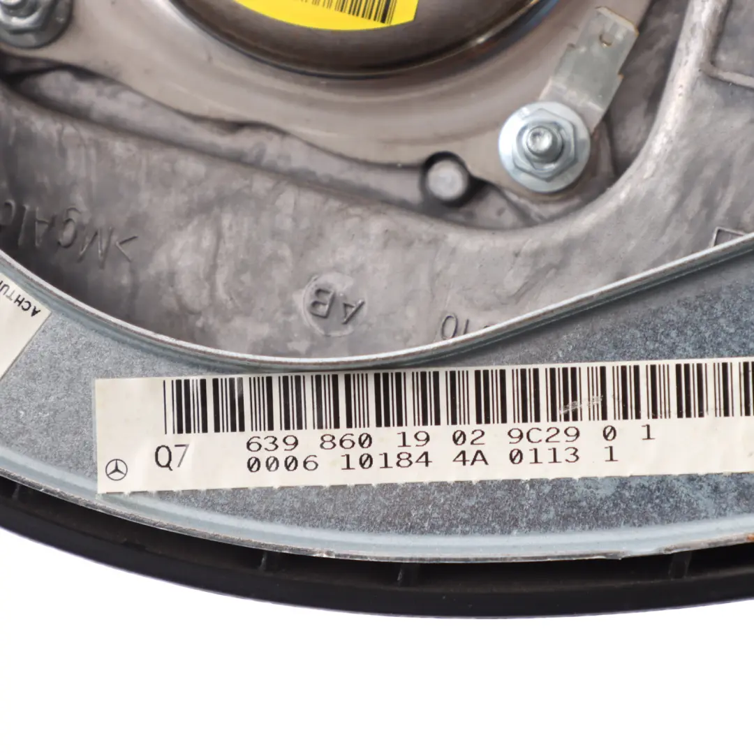 Steering Wheel Air Module Driver's Side Black to Mercedes Vito W639 with Part number A6398601902 Mercedes Vito W639 Steering Wheel Air Module Driver's Side Black - SKU A6398601902 - Part number A6398601902