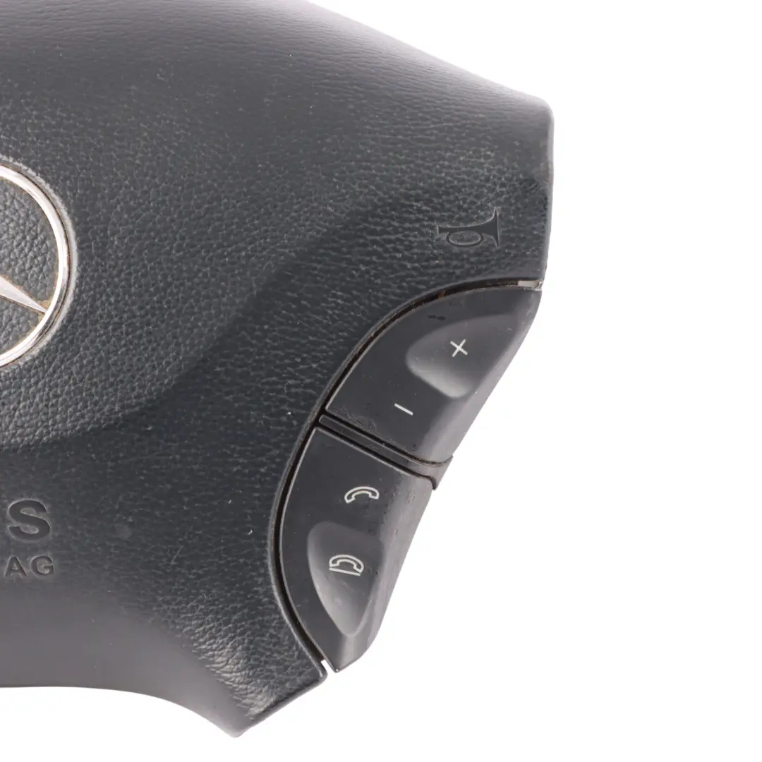 Steering Wheel Air Module Driver's Side Black to Mercedes Vito W639 with Part number A6398601902 Mercedes Vito W639 Steering Wheel Air Module Driver's Side Black - SKU A6398601902 - Part number A6398601902