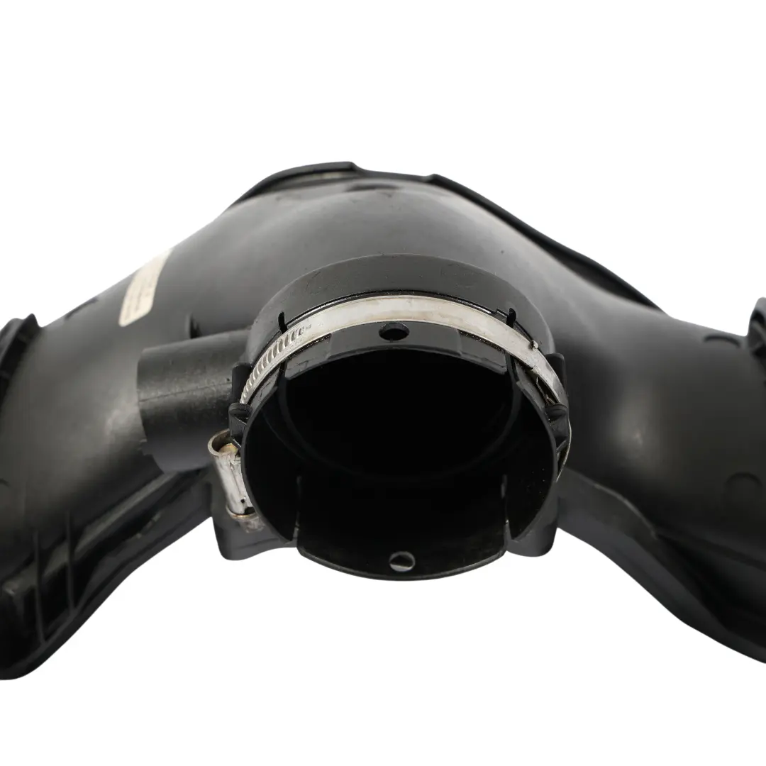 OM642 Rura Turbosprężarki Przepływomierz Powietrza do Mercedes W212 W221 o numerze A6420901642 Mercedes W212 W221 OM642 Rura Turbosprężarki Przepływomierz Powietrza - SKU A6420901642-5 - Numer Części A6420901642