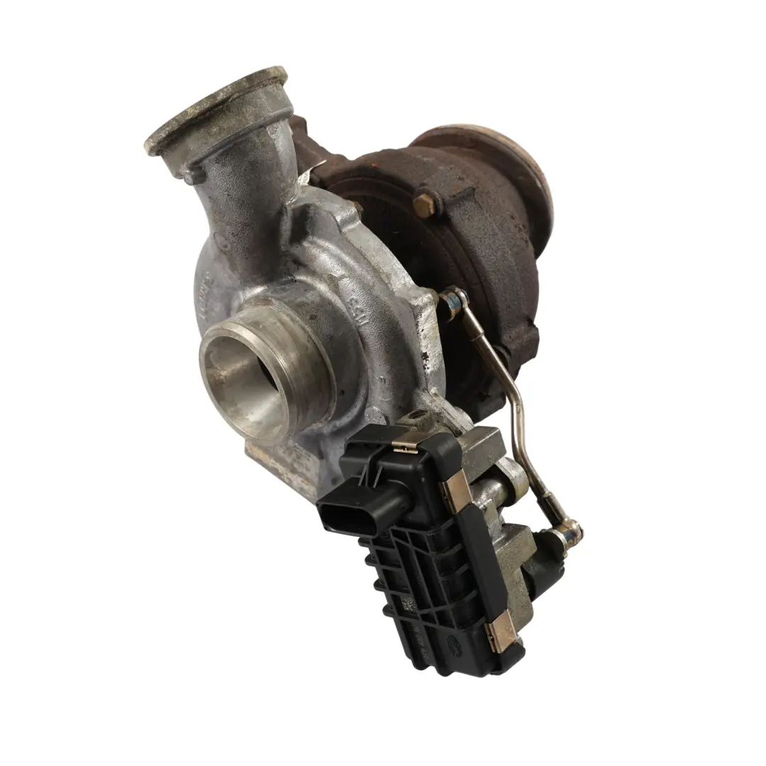 Turbosprężarka Turbina OM646 Diesel do Mercedes Sprinter W906 o numerze A6460900480 Mercedes Sprinter W906 Turbosprężarka Turbina OM646 Diesel - SKU A6460900480 - Numer Części A6460900480