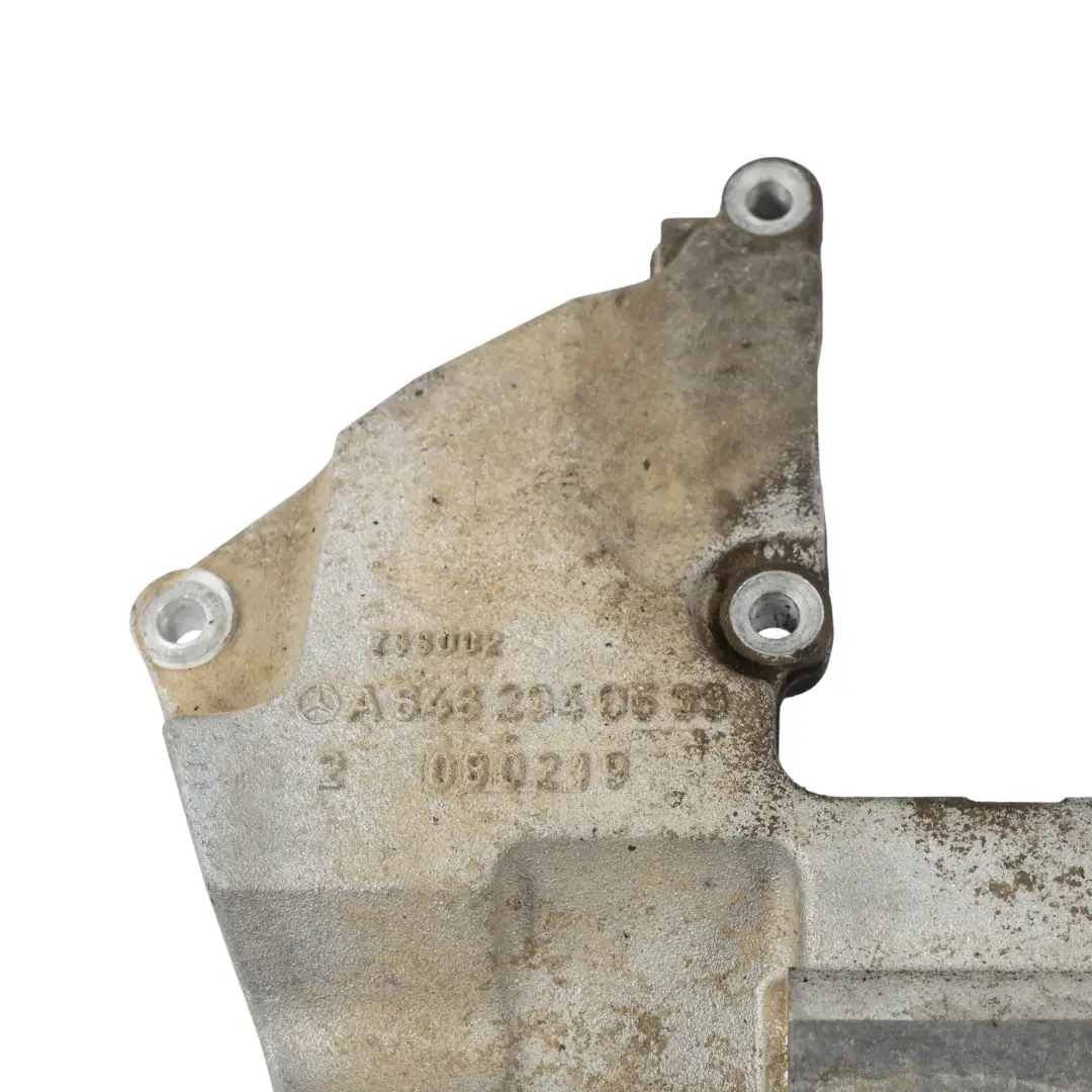 Klimakompressor A/C Halterung OM646 für Mercedes W906 mit Teilenummer A6462340539 Mercedes W906 Klimakompressor A/C Halterung OM646 - SKU A6462340539 - Teilenummer A6462340539