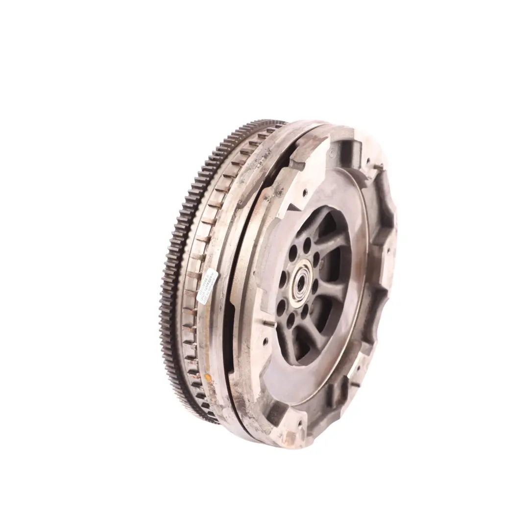 Clutch Kit Flywheel Clutch Plate DMF Diesel OM651 to Mercedes W204 A207 W212 with Part number A6510304405 Mercedes W204 A207 W212 Clutch Kit Flywheel Clutch Plate DMF Diesel OM651 - SKU A6510304405-1 - Part number A6510304405