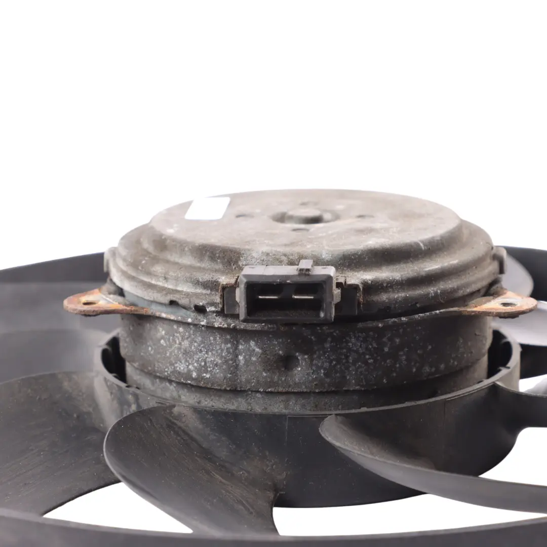 Mercedes Sprinter W906 Cache Ventilateur Refroidissement Moteur - SKU A9065000393 - Numéro de pièce A9065000393