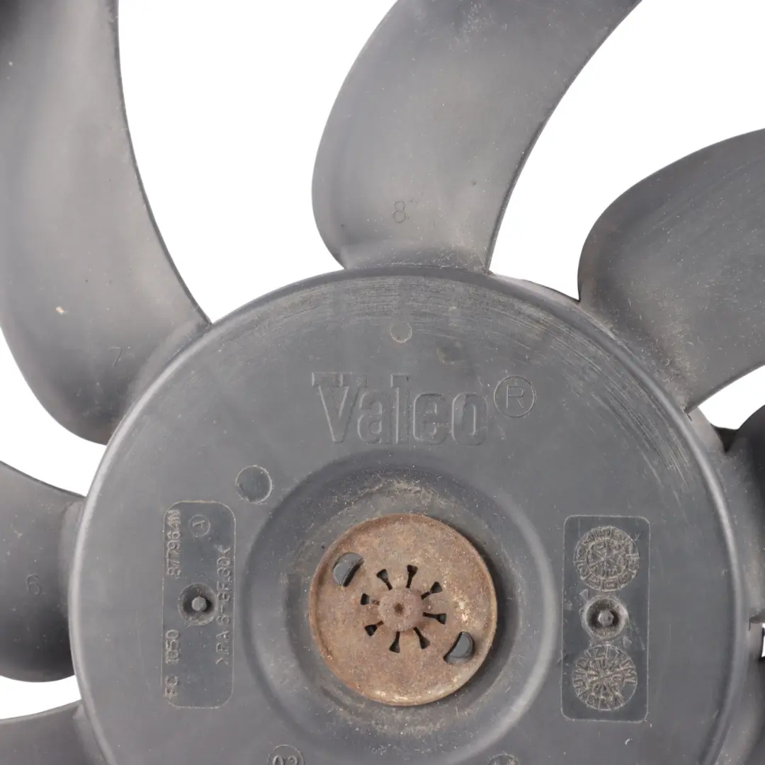Mercedes Sprinter W906 Cache Ventilateur Refroidissement Moteur - SKU A9065000393 - Numéro de pièce A9065000393