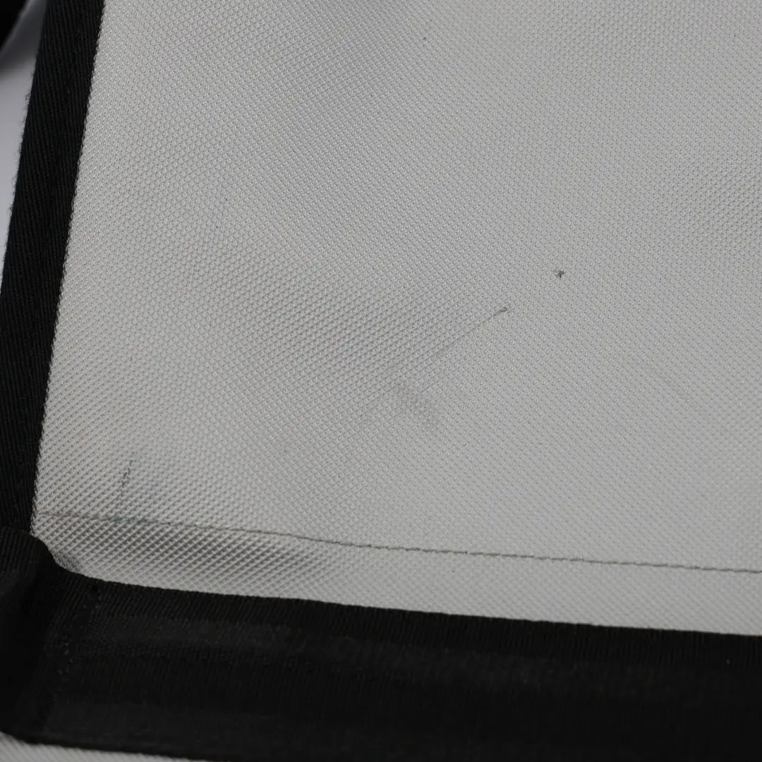 Bolsa Deflector De Viento Panel De Protección Bandeja para Mini R52 Cabrio con número de pieza 7123436 Mini R52 Cabrio Bolsa Deflector De Viento Panel De Protección Bandeja - SKU 7123436 - Número de pieza 7123436