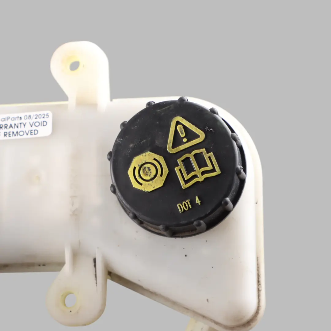 Mk8 Brake Fluid Reservoir Tank 2.2 Diesel BK21-2K478-BB to Ford Transit Custom with Part number 1767217 Ford Transit Custom Mk8 Brake Fluid Reservoir Tank 2.2 Diesel BK21-2K478-BB - SKU RHD-1767217 - Part number 1767217