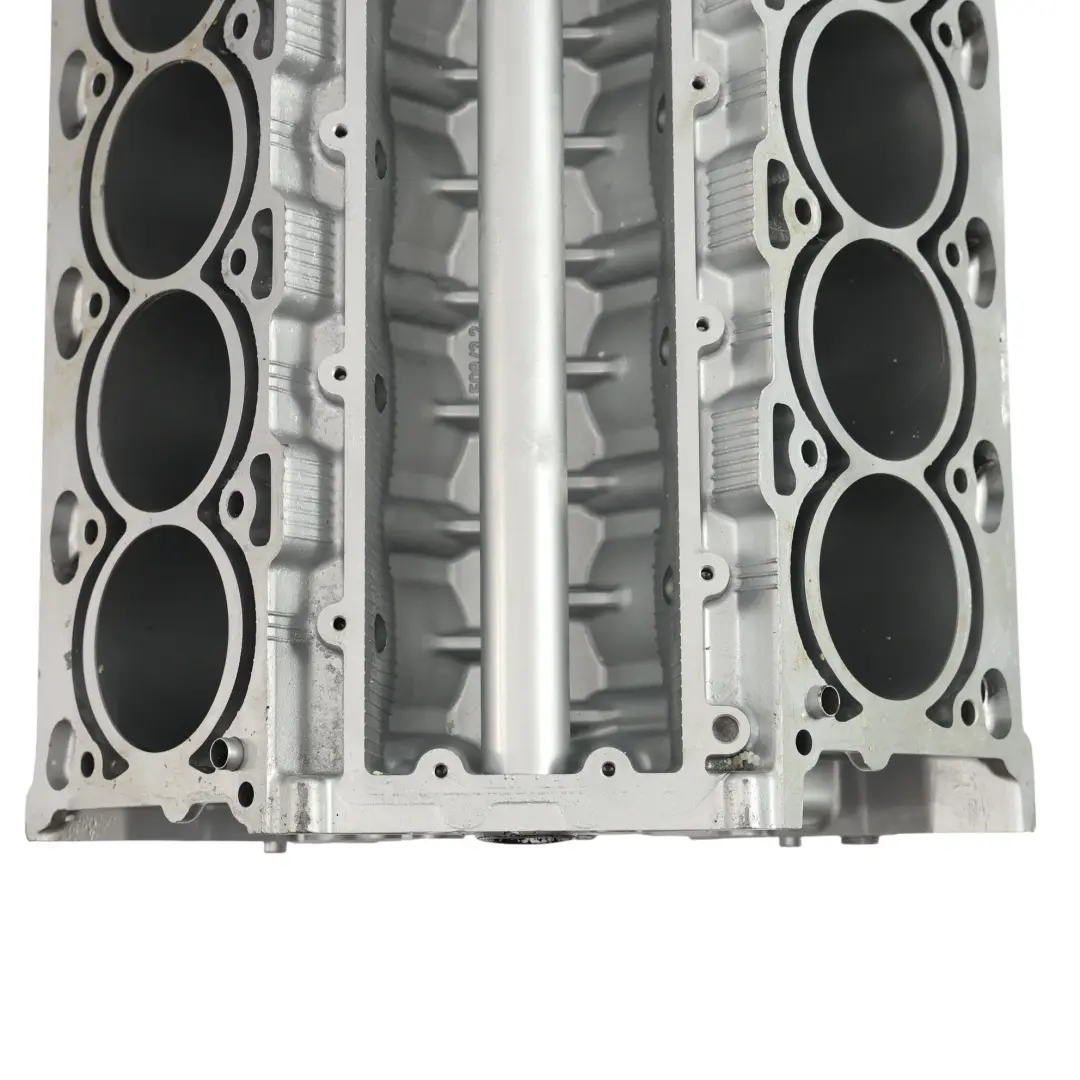 Motor V8 8 Cylinder Bloque para proyecto de mesa centro - NO USABLE COMO PARTES - SKU Engine-Block-For-Coffee-Table-3 - Número de pieza Engine Block For Coffee Table