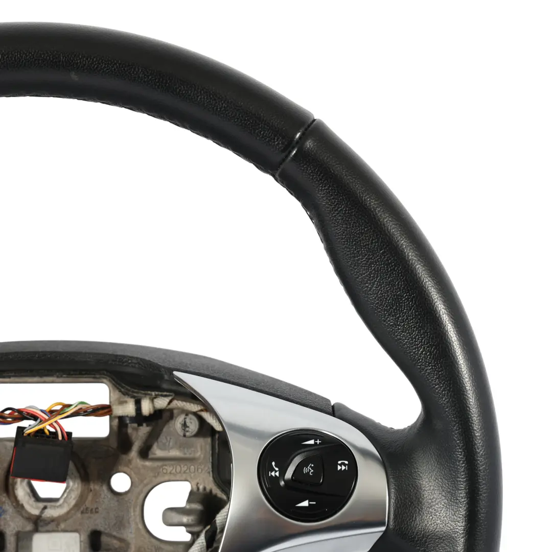 Mk2 Volante In Pelle Nera per Ford Transit Connect con numero di parte KT1B-3600-GB3ZHE Ford Transit Connect Mk2 Volante In Pelle Nera - SKU KT1B-3600-GB3ZHE - Numero di parte KT1B-3600-GB3ZHE