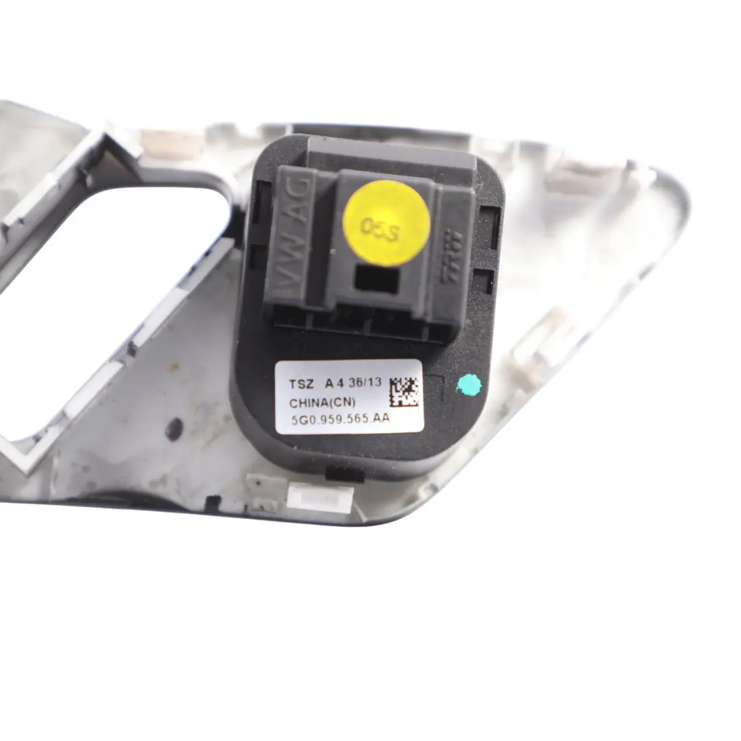 5G Electric Mirror Adjusting Switch Button Panel to Volkswagen Golf Mk7 with Part number 5G0959565AA Volkswagen Golf Mk7 5G Electric Mirror Adjusting Switch Button Panel - SKU RHD-5G0959565AA - Part number 5G0959565AA