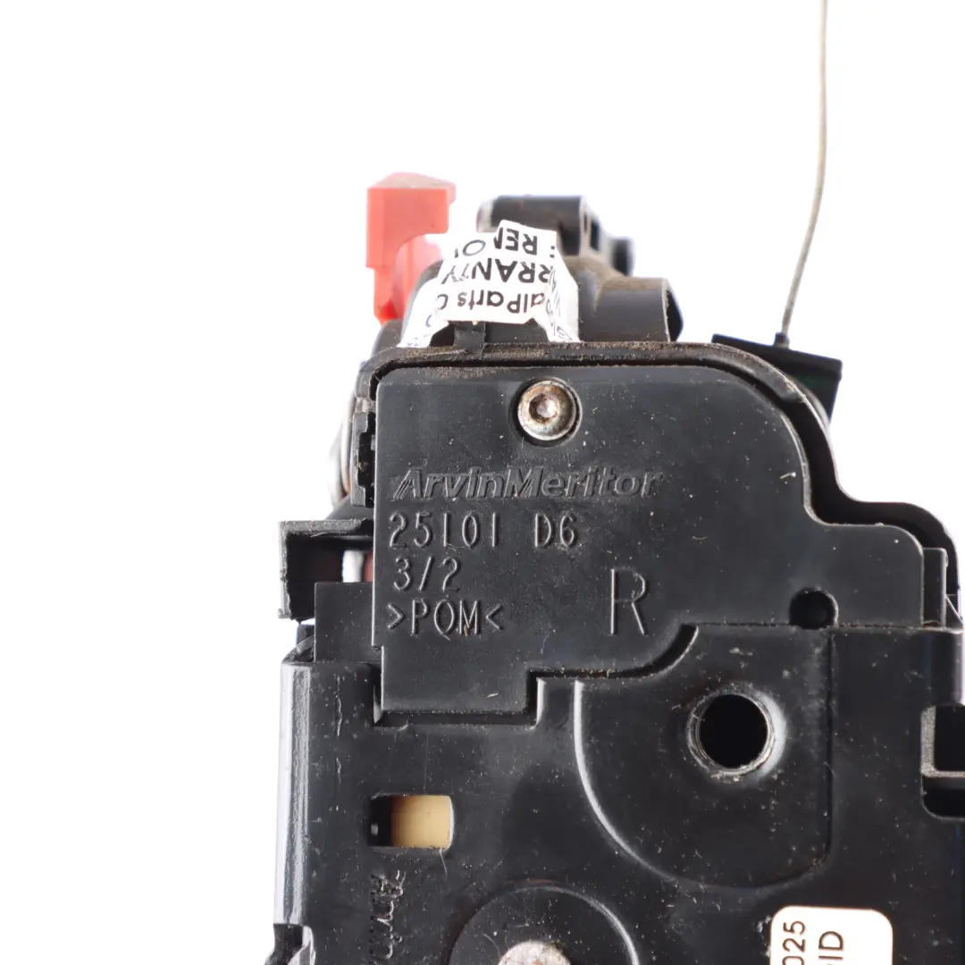 Puerta Delantera Cerradura Pestillo Liberación Derecha para Skoda Fabia 5J con número de pieza 5J2837016 Skoda Fabia 5J Puerta Delantera Cerradura Pestillo Liberación Derecha - SKU 5J2837016 - Número de pieza 5J2837016