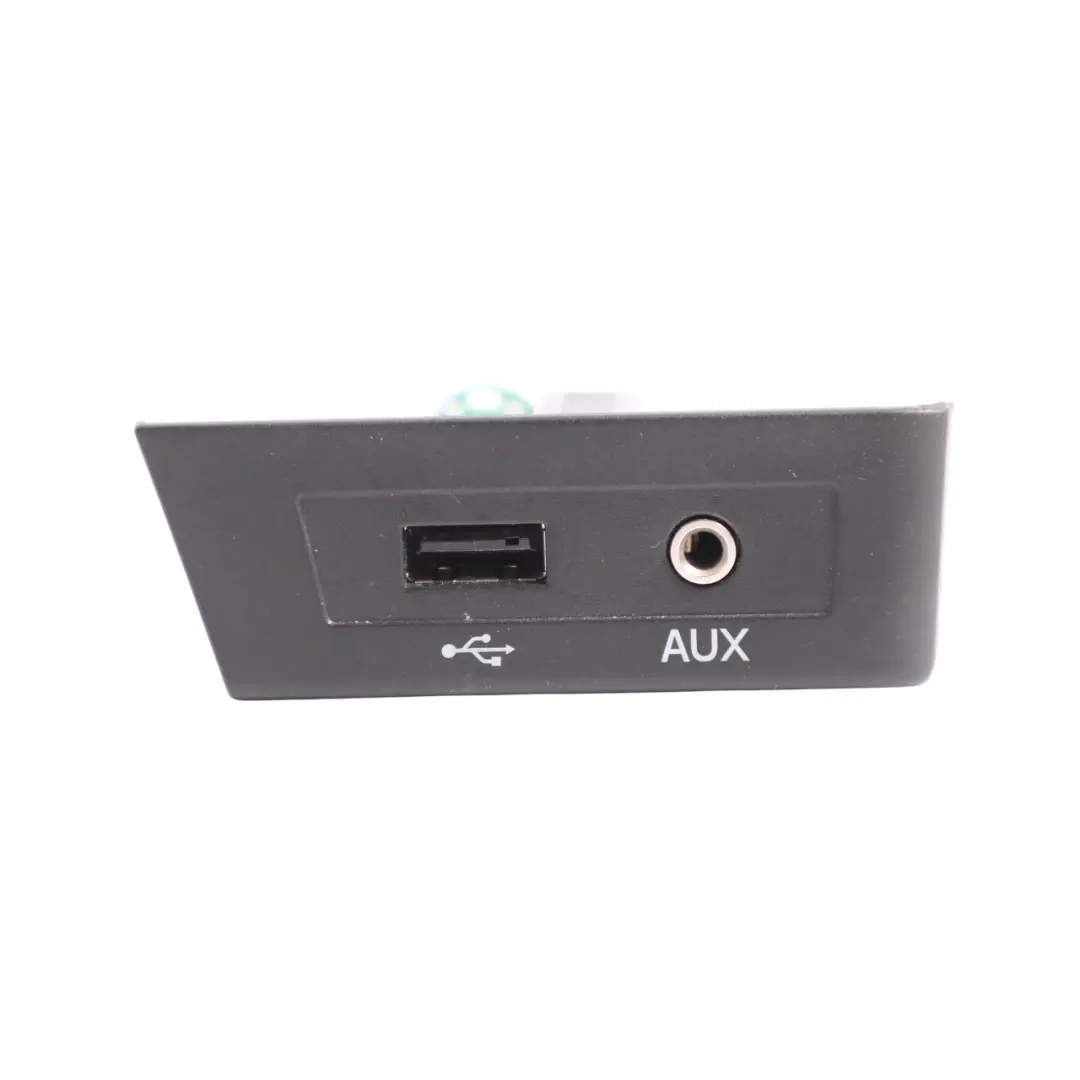 USB AUX Port Socket Connection Media Adapter to Skoda Rapid NH1 with Part number 5JC035727 Skoda Rapid NH1 USB AUX Port Socket Connection Media Adapter - SKU RHD-5JC035727 - Part number 5JC035727