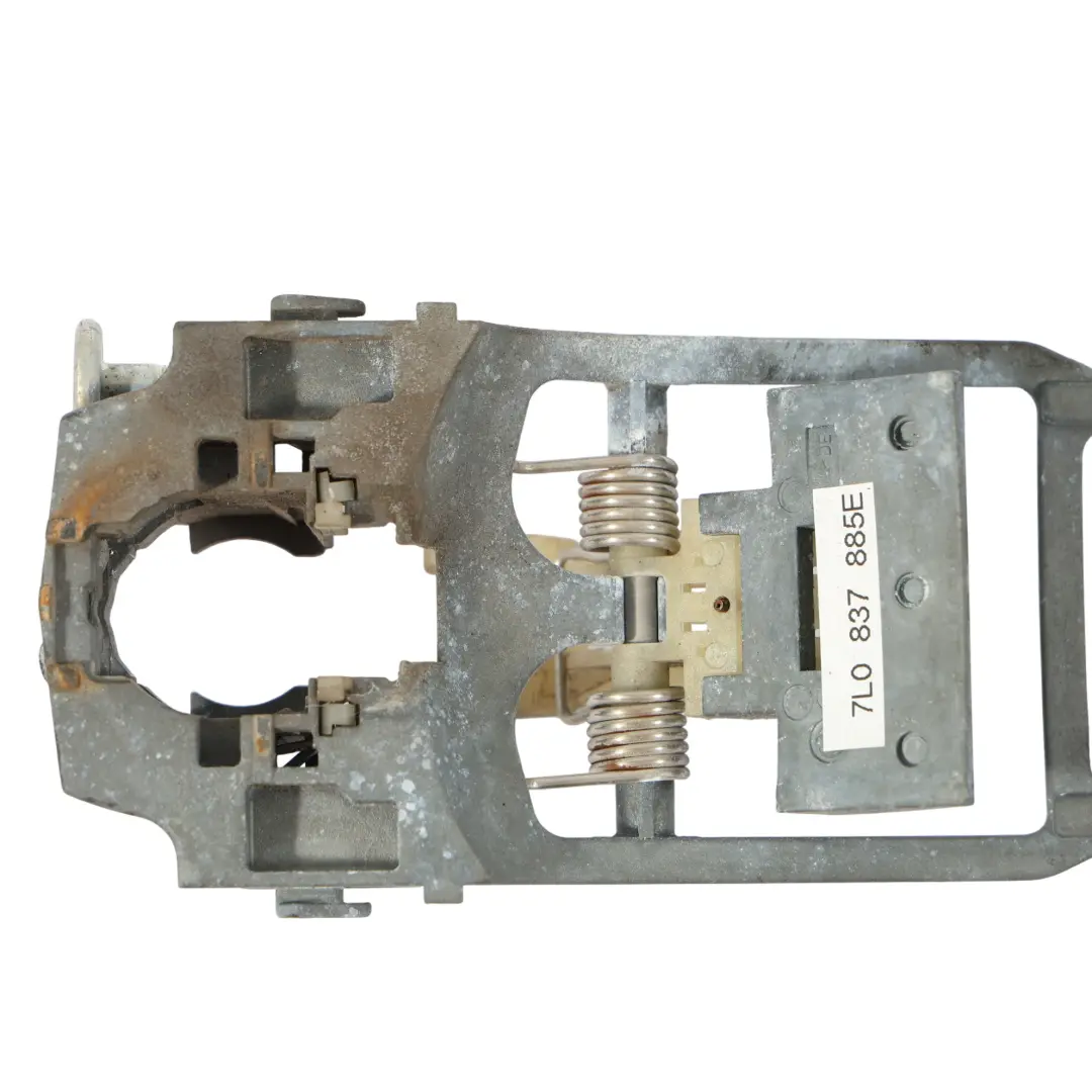7L Door Exterior Handle Base Plate Front Left N/S to Volkswagen Touareg with Part number 7L0837885E Volkswagen Touareg 7L Door Exterior Handle Base Plate Front Left N/S - SKU RHD-7L0837885E - Part number 7L0837885E