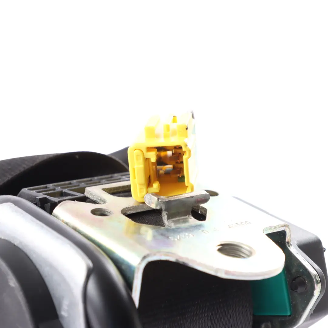 7L Front Seat Belt Right O/S Seatbelt Black 7L0857706E to VW Volkswagen Touareg with Part number 7L0857706A VW Volkswagen Touareg 7L Front Seat Belt Right O/S Seatbelt Black 7L0857706E - SKU RHD-7L0857706A - Part number 7L0857706A