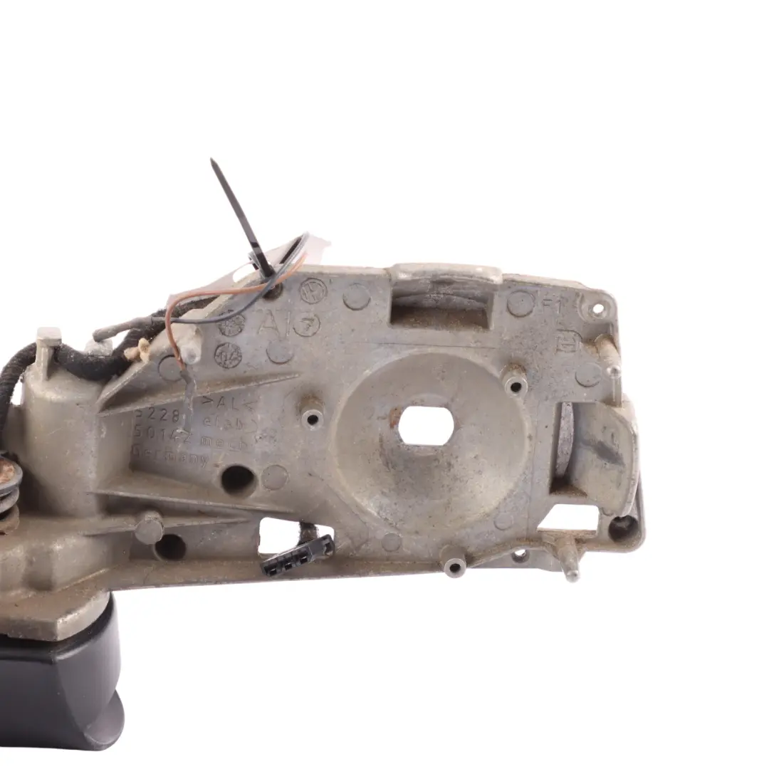 7L Door Wing Mirror Mirror Base Right O/S to VW Touareg with Part number 7L6857508DB VW Touareg 7L Door Wing Mirror Mirror Base Right O/S - SKU RHD-7L6857508DB-1 - Part number 7L6857508DB