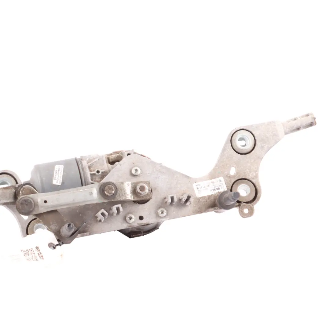 Front Windscreen Wiper System Linkage Motor to Porsche Cayenne 92A with Part number 7P0955024 Porsche Cayenne 92A Front Windscreen Wiper System Linkage Motor - SKU RHD-7P0955024 - Part number 7P0955024