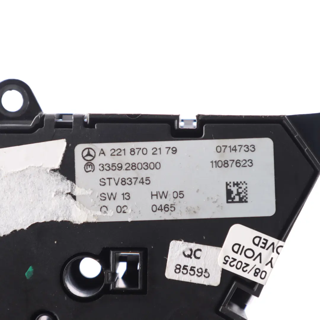 Mercedes W221 Seat Switch Panel Adjust Memory Heated Front Right O/S - SKU RHD-A2218702179-1 - Part number A2218702179