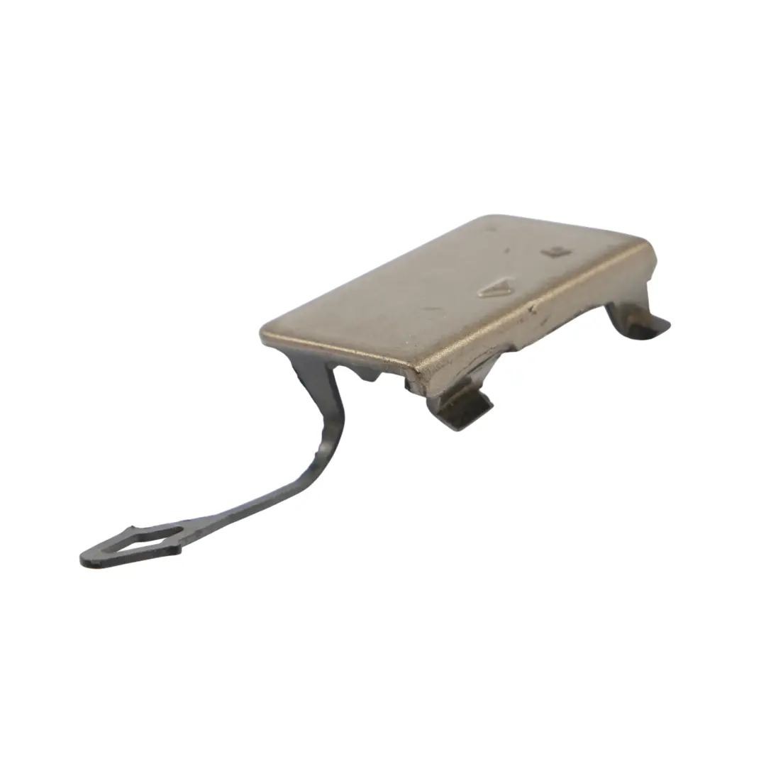 Parachoques Delantero Flap Towing Eye Sonora Metallic - A23 7117623 para BMW E87 con número de pieza 0033977 BMW E87 Parachoques Delantero Flap Towing Eye Sonora Metallic - A23 7117623 - SKU 0033977-SON - Número de pieza 0033977