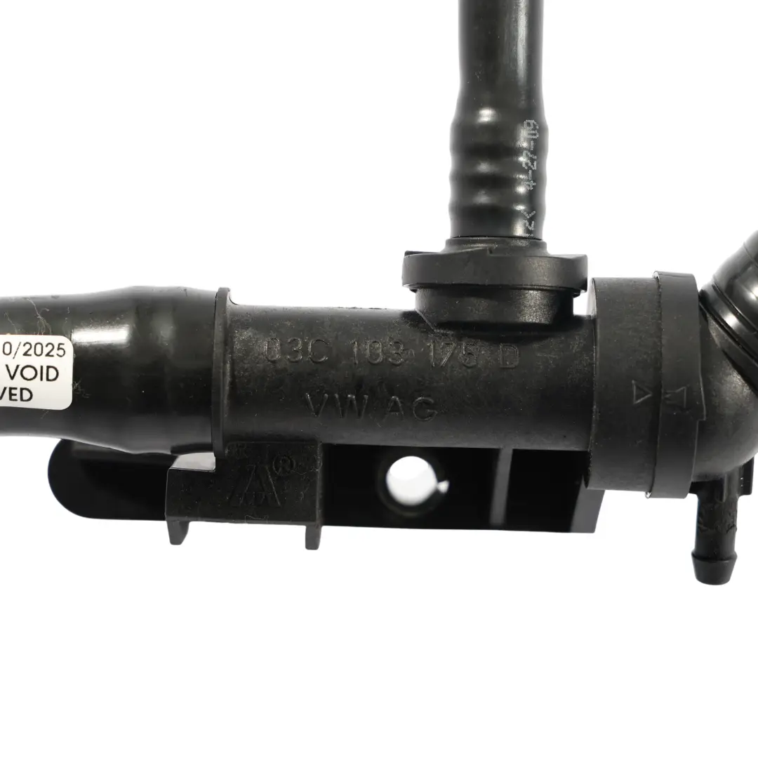 Volkswagen VW Scirocco 3 Tuyau De Ventilation Du Moteur 1.4 Essence - SKU 03C103474AA - Numéro de pièce 03C103474AA