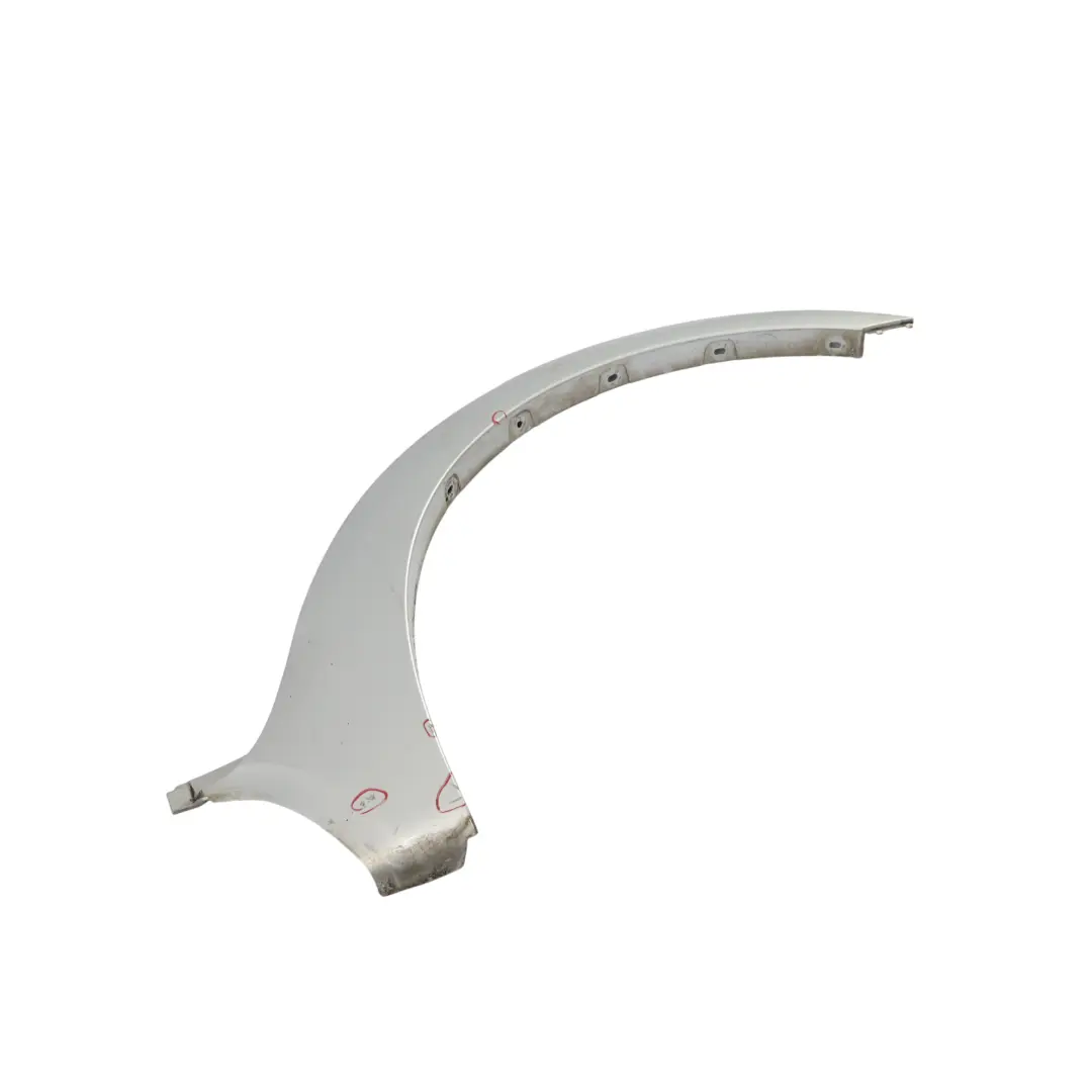 Tapa Paso De Rueda Trasero Izquierdo Titansilber Plata para BMW X3 E83 M Sport con número de pieza 0403486 BMW X3 E83 M Sport Tapa Paso De Rueda Trasero Izquierdo Titansilber Plata - SKU 0403486-TS - Número de pieza 0403486