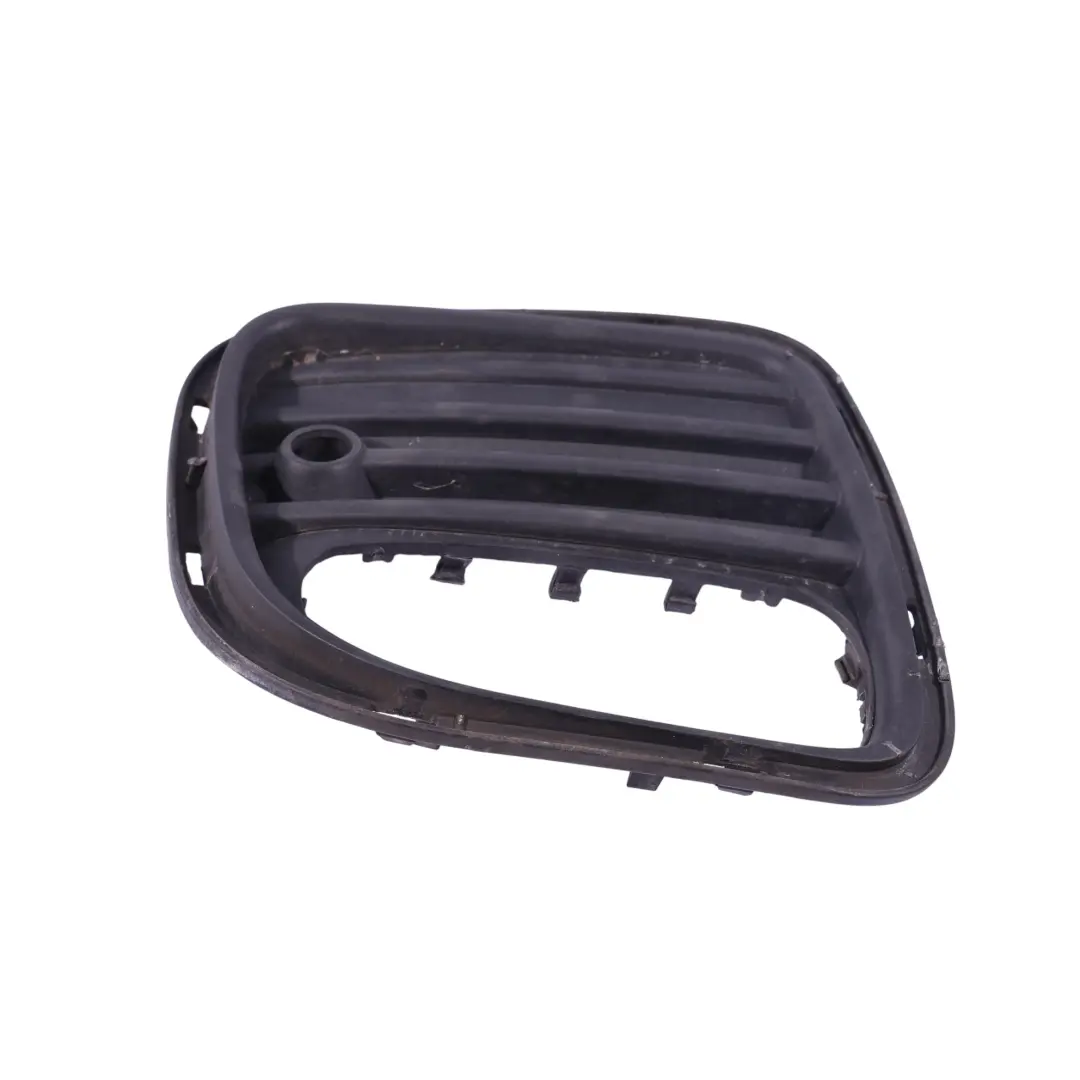 Parachoques Trasero Rejilla PDC Agujero Izquierdo para Mini Cooper R56 R57 con número de pieza 0413567 Mini Cooper R56 R57 Parachoques Trasero Rejilla PDC Agujero Izquierdo - SKU 0413567 - Número de pieza 0413567