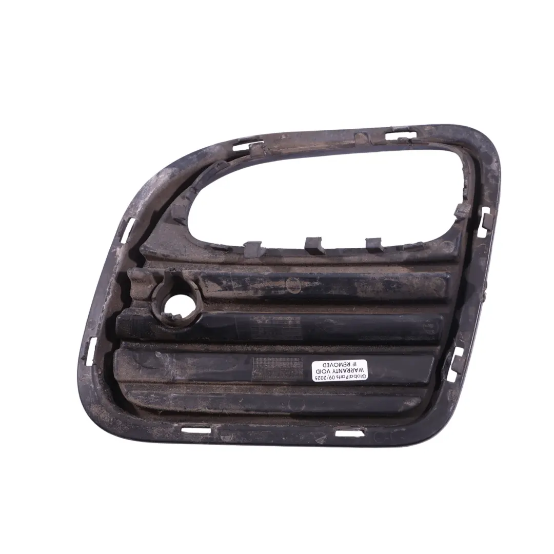 Heckstoßstange Kühler Grill Entlüftung PDC Links für Mini Cooper R56 R57 mit Teilenummer 0413567 Mini Cooper R56 R57 Heckstoßstange Kühler Grill Entlüftung PDC Links - SKU 0413567 - Teilenummer 0413567