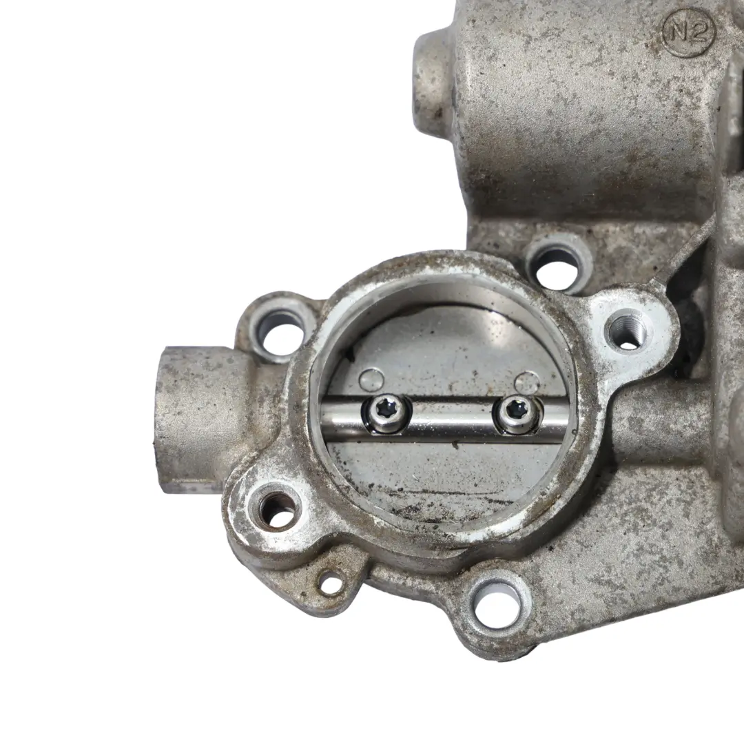 AGR-Kühler Ventilklappe für Audi Volkswagen Seat Skoda TDI mit Teilenummer 04B131501D Audi Volkswagen Seat Skoda TDI AGR-Kühler Ventilklappe - SKU 04B131501D - Teilenummer 04B131501D