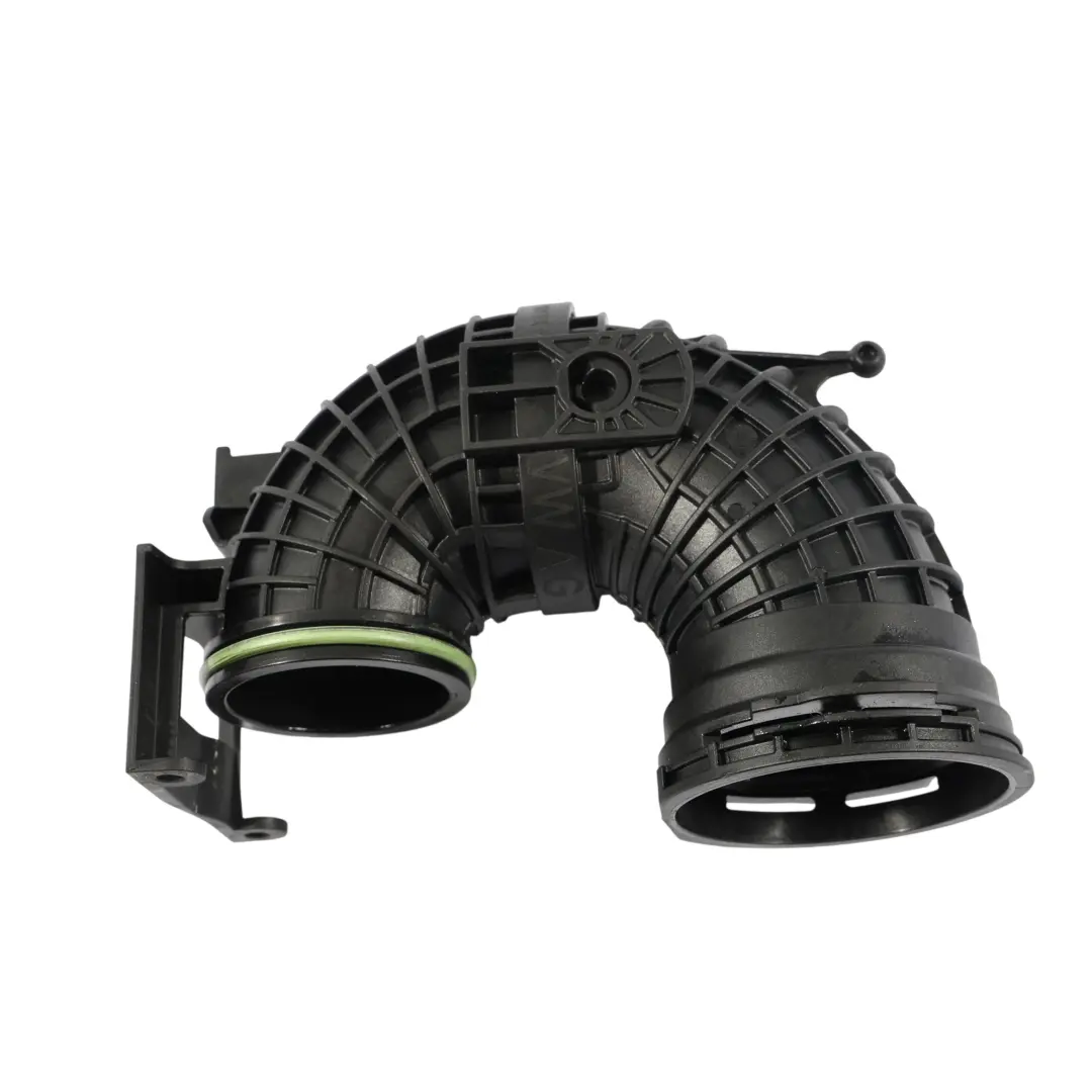 Rura Dolot Powietrza do Volkswagen Golf Mk7 Audi A3 8V 1.5 TSI o numerze 04E145641A Volkswagen Golf Mk7 Audi A3 8V 1.5 TSI Rura Dolot Powietrza - SKU 04E145641A - Numer Części 04E145641A