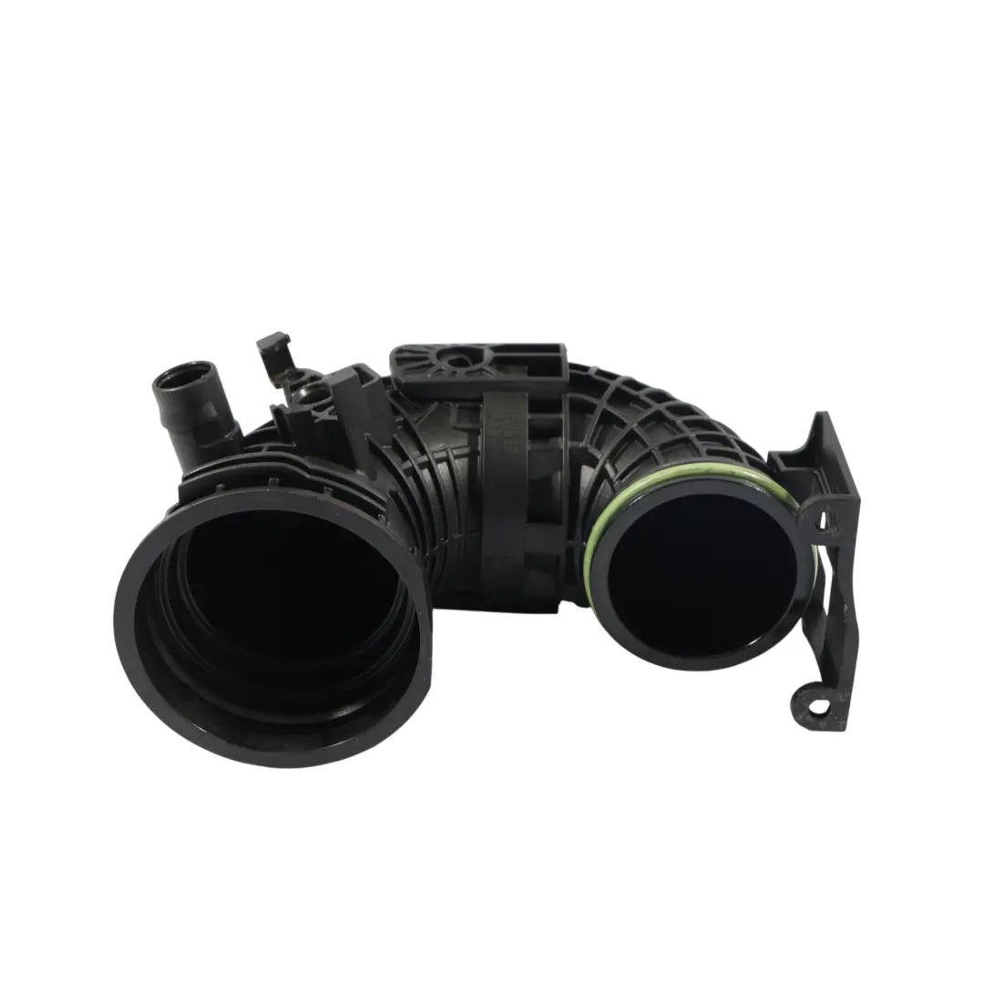 Rura Dolot Powietrza do Volkswagen Golf Mk7 Audi A3 8V 1.5 TSI o numerze 04E145641A Volkswagen Golf Mk7 Audi A3 8V 1.5 TSI Rura Dolot Powietrza - SKU 04E145641A - Numer Części 04E145641A