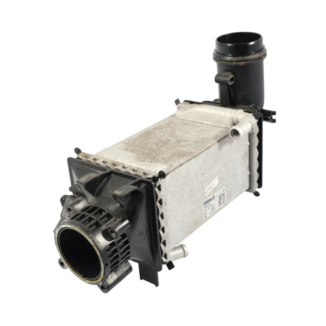 Chłodnica Intercooler do Audi A3 8V VW Golf Mk7 1.5 TSI Benzyna o numerze 04E145785E Audi A3 8V VW Golf Mk7 1.5 TSI Benzyna Chłodnica Intercooler - SKU 04E145785E - Numer Części 04E145785E