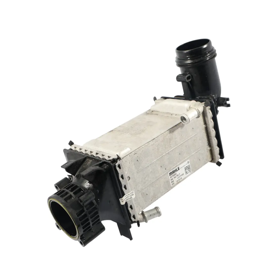 Radiatore Intercooler Motore Benzina per Audi Q2 GA 1.5 TFSI con numero di parte 04E145785P Audi Q2 GA 1.5 TFSI Radiatore Intercooler Motore Benzina - SKU 04E145785P - Numero di parte 04E145785P