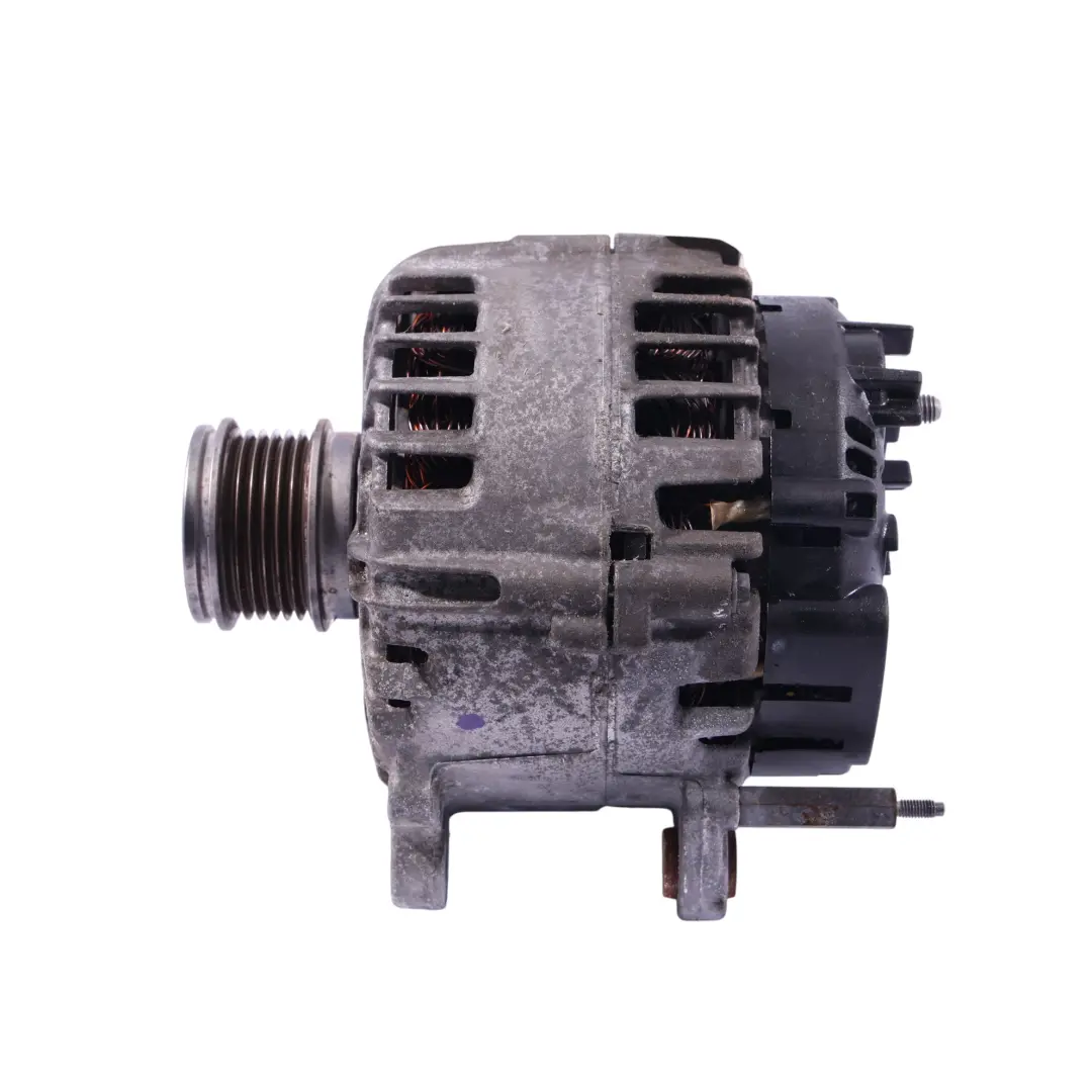 Moteur Alternateur Générateur Valeo 14V 140A 04L903021D pour Seat Ateca FR 2.0 TDI à propos du numéro de pièce 04L903021H Seat Ateca FR 2.0 TDI Moteur Alternateur Générateur Valeo 14V 140A 04L903021D - SKU 04L903021H - Numéro de pièce 04L903021H