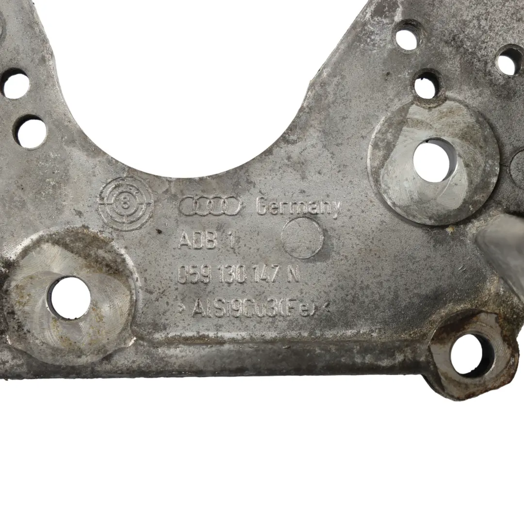 Kraftstoff Hochdruck Pumpen Halterung 2.7 TDI für Audi A5 8T mit Teilenummer 059130147N Audi A5 8T Kraftstoff Hochdruck Pumpen Halterung 2.7 TDI - SKU 059130147N - Teilenummer 059130147N