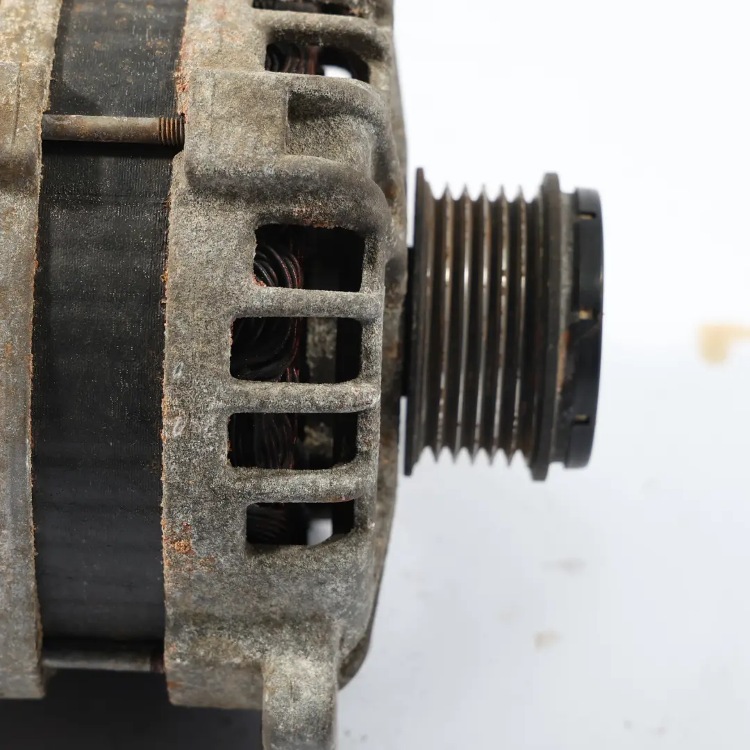 Alternateur Générateur Electrique 150A 14V 3.0 TDI pour Audi A5 8T à propos du numéro de pièce 059903019N Audi A5 8T Alternateur Générateur Electrique 150A 14V 3.0 TDI - SKU 059903019N - Numéro de pièce 059903019N