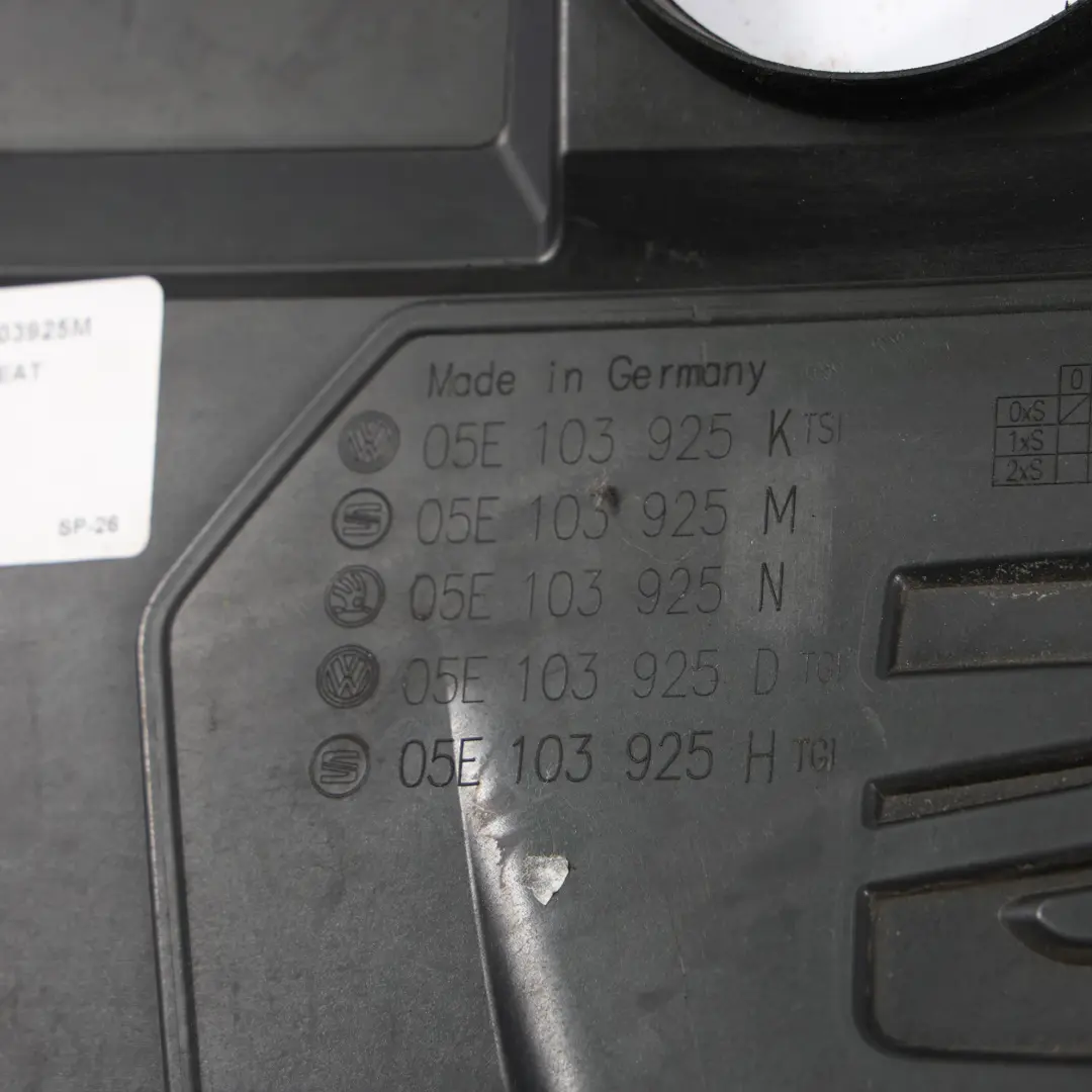 Mk3 5F Top Engine Cover Trim Panel 1.5 TSI Petrol 05E103925K to Seat Ateca Leon with Part number 05E103925M Seat Ateca Leon Mk3 5F Top Engine Cover Trim Panel 1.5 TSI Petrol 05E103925K - SKU 05E103925M - Part number 05E103925M