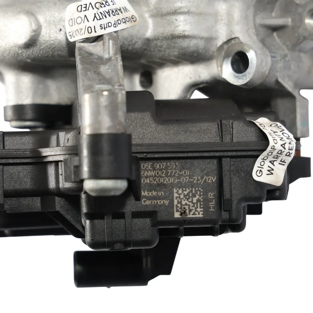 Pompe Refroidissement Eau Moteur Essence 1.5 TSI pour Volkswagen Golf Mk7 à propos du numéro de pièce 05E121111K Volkswagen Golf Mk7 Pompe Refroidissement Eau Moteur Essence 1.5 TSI - SKU 05E121111K - Numéro de pièce 05E121111K